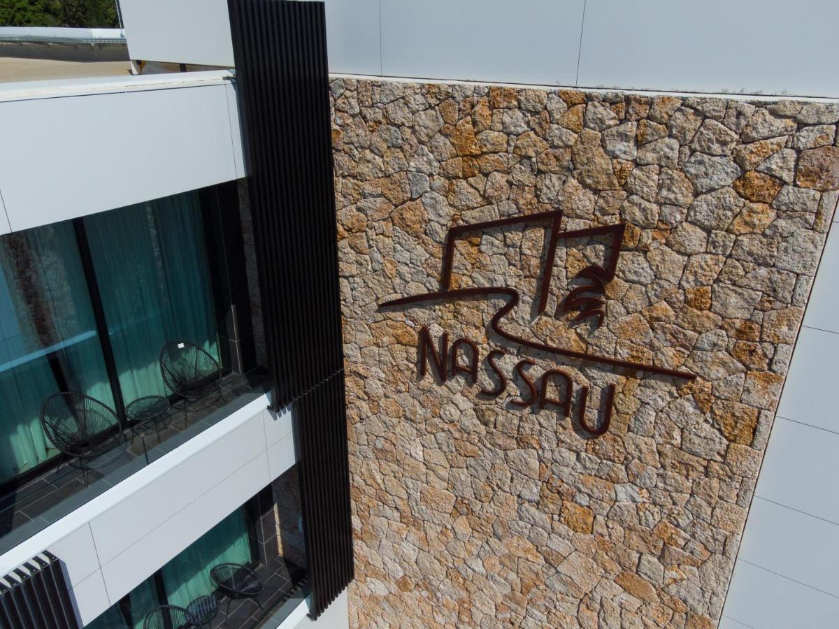 Nassau Hotel Dhërmi Eksteriør bilde